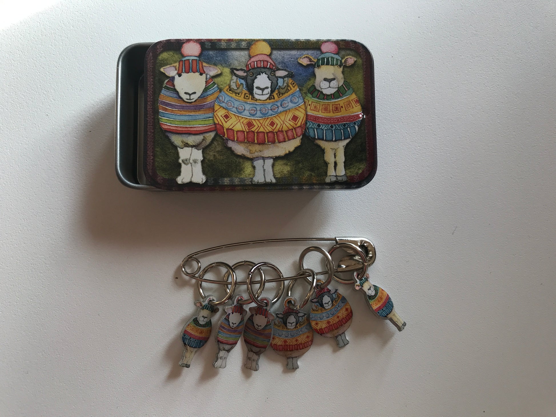 Emma Ball Maschen Markierer mit Dose