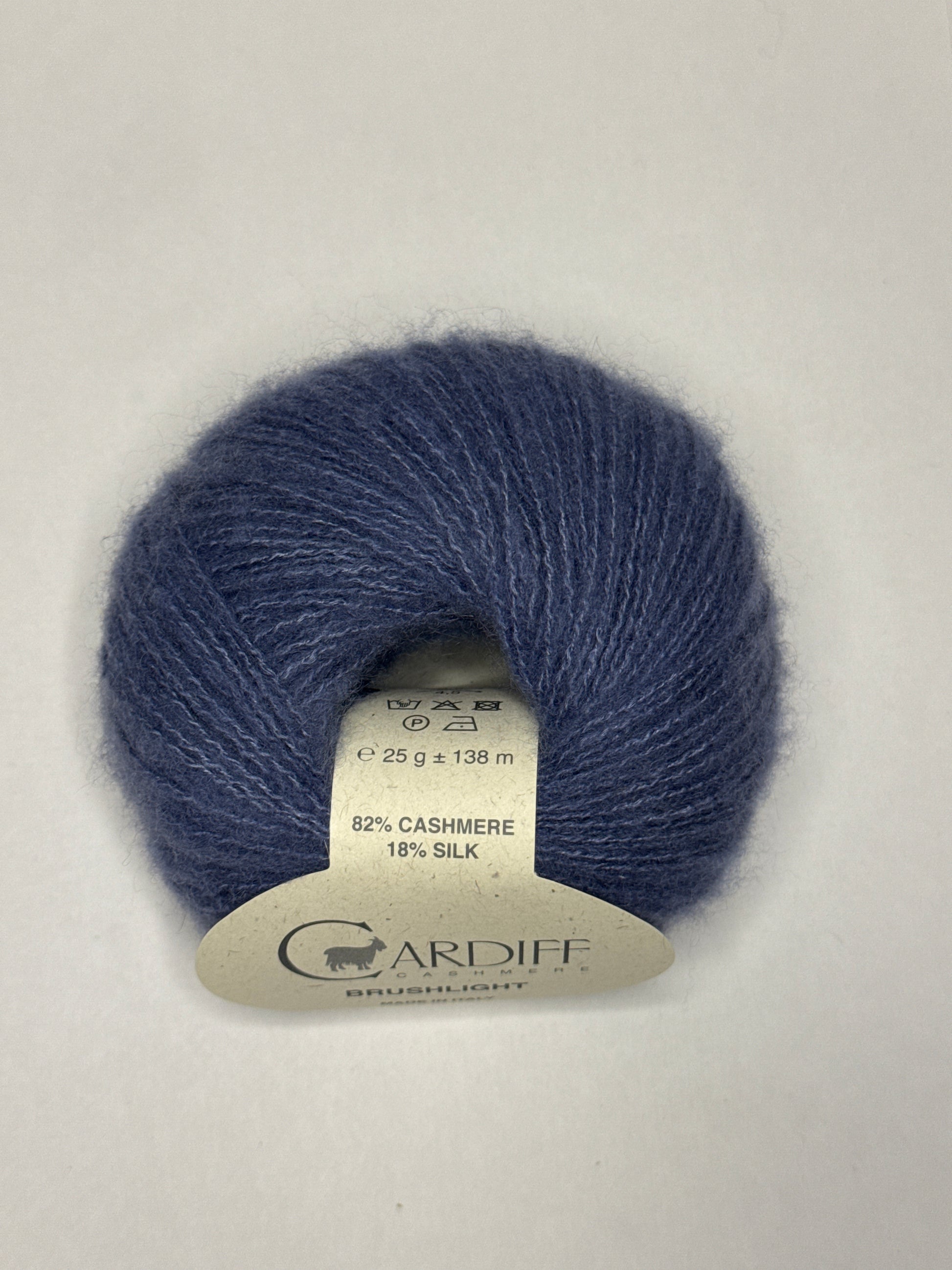 Cardiff Cashmere Brushlight