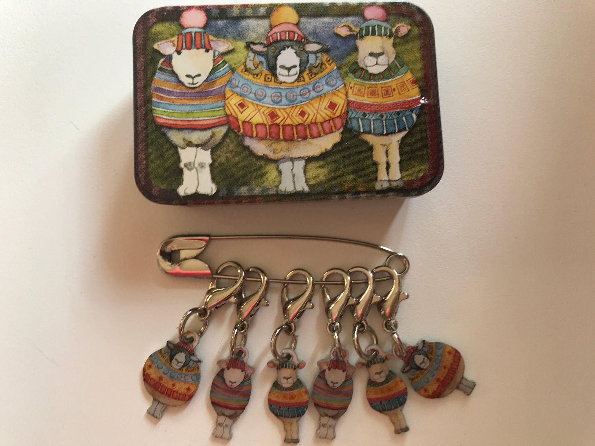 Emma Ball Maschen Markierer mit Dose