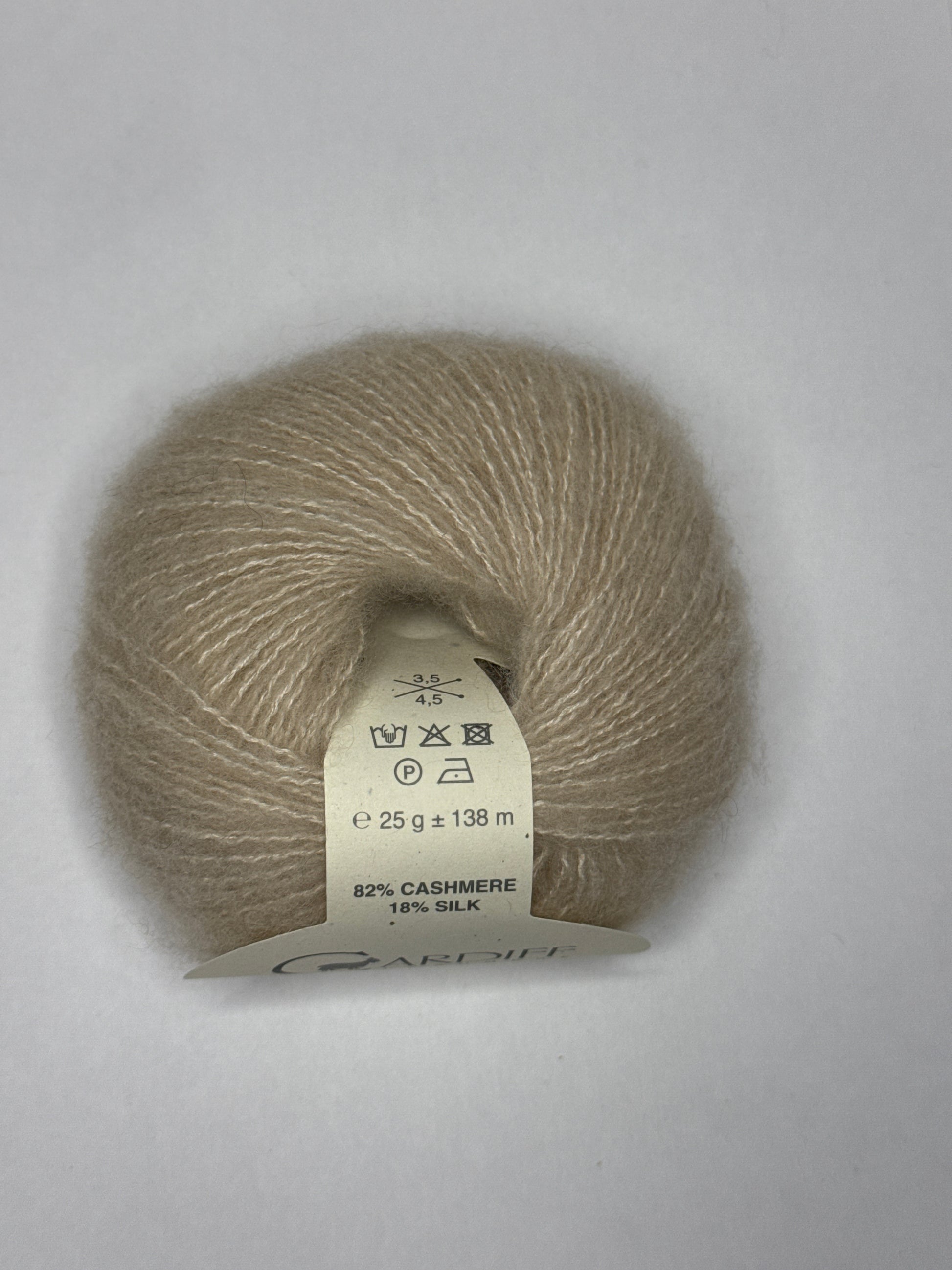 Cardiff Cashmere Brushlight