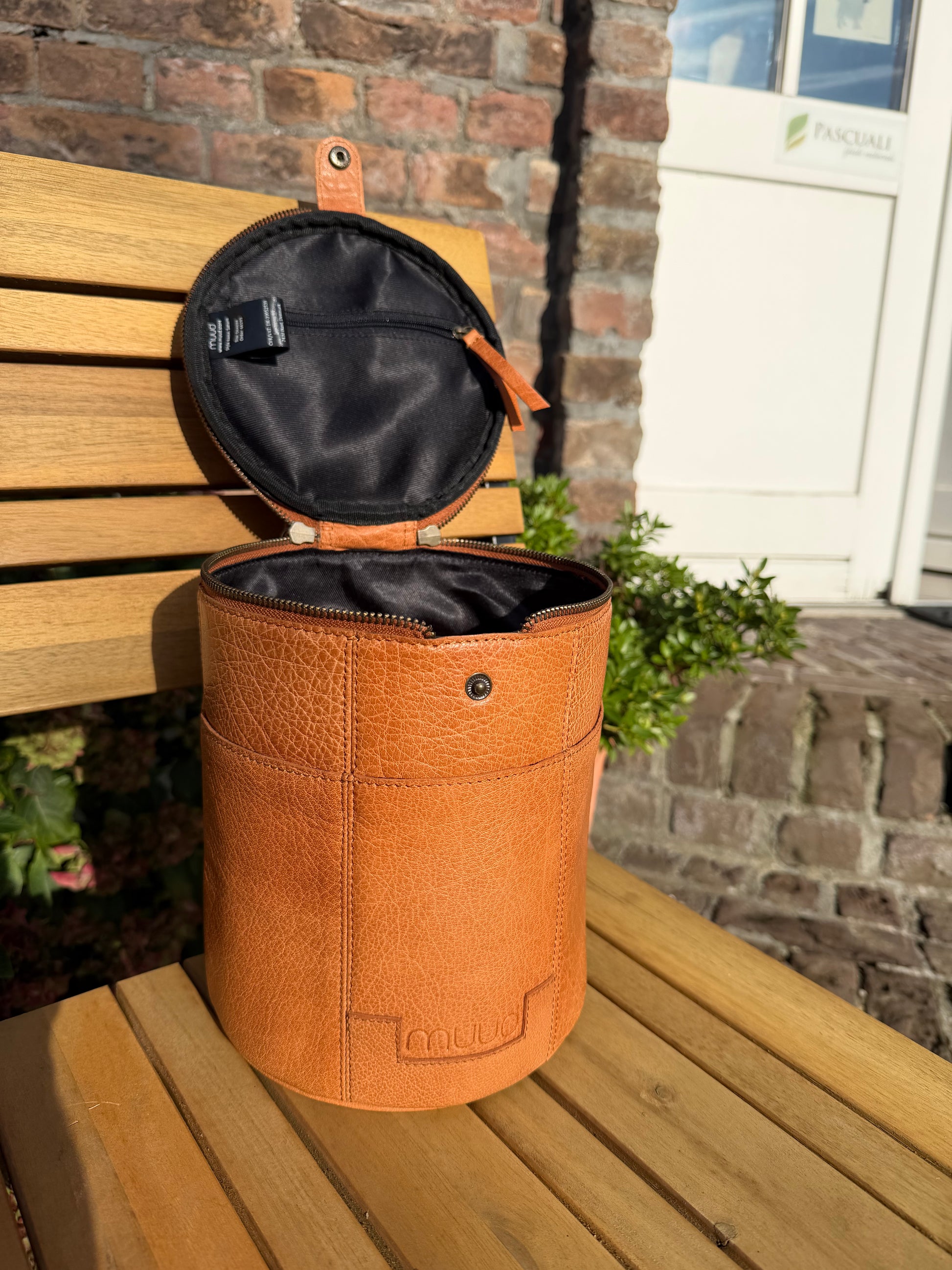 Muud Tasche Saturn